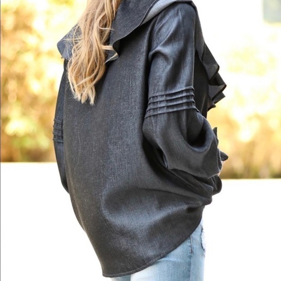 Washed Out Black Top w/Ruffle - Picture 4 of 5